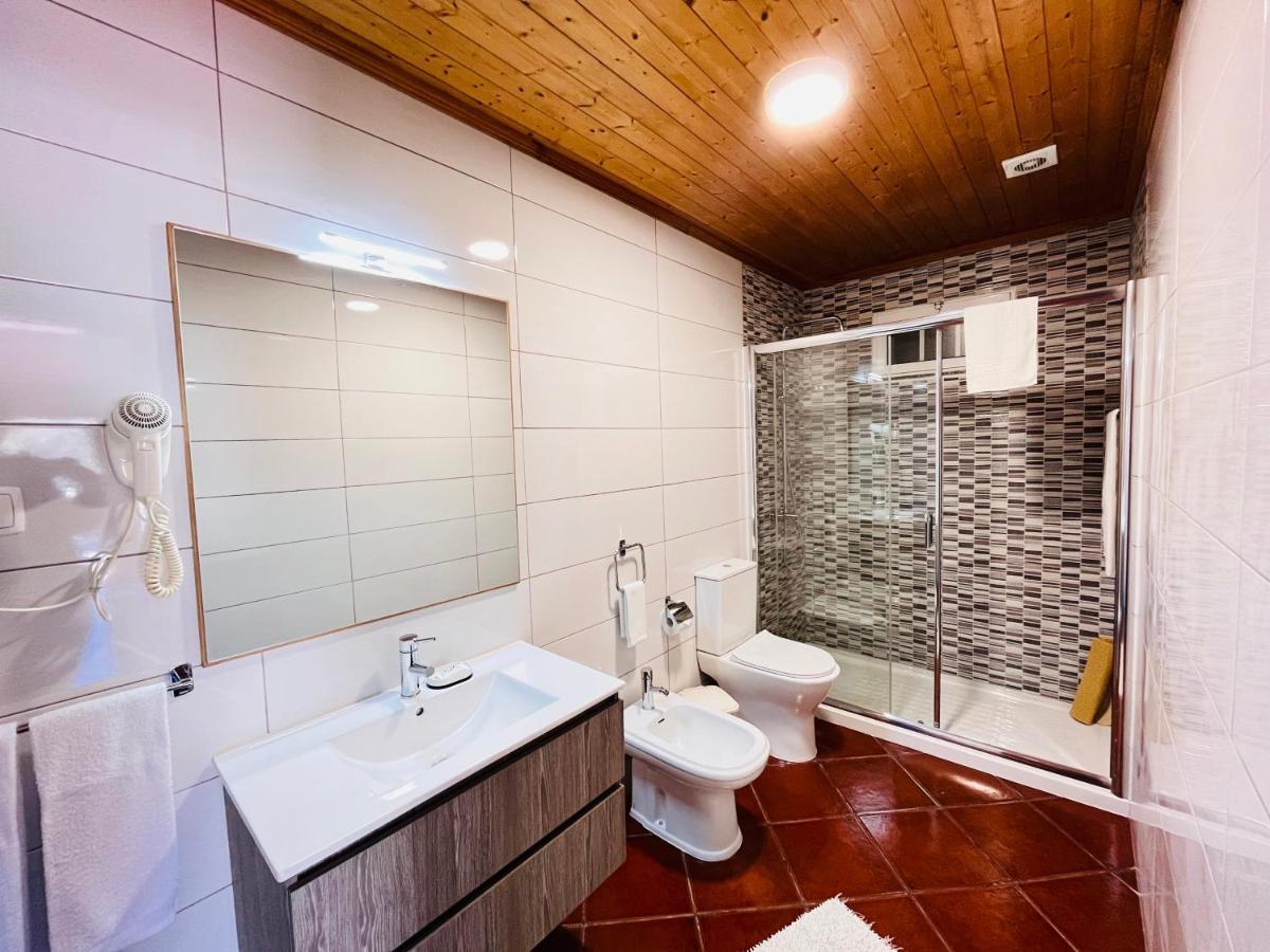 Casinha Dos Cubos Villa Geres Buitenkant foto