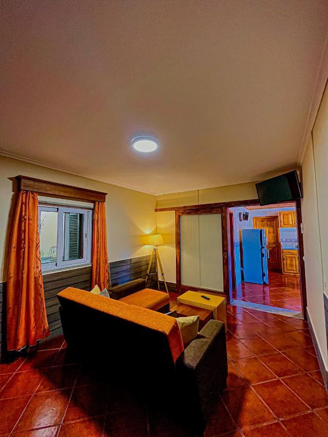 Casinha Dos Cubos Villa Geres Buitenkant foto