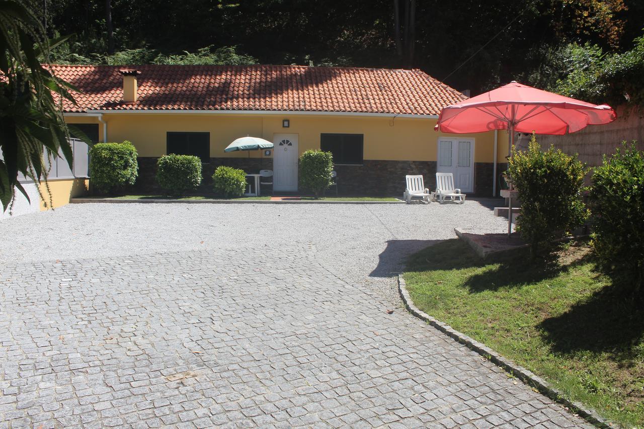 Casinha Dos Cubos Villa Geres Buitenkant foto