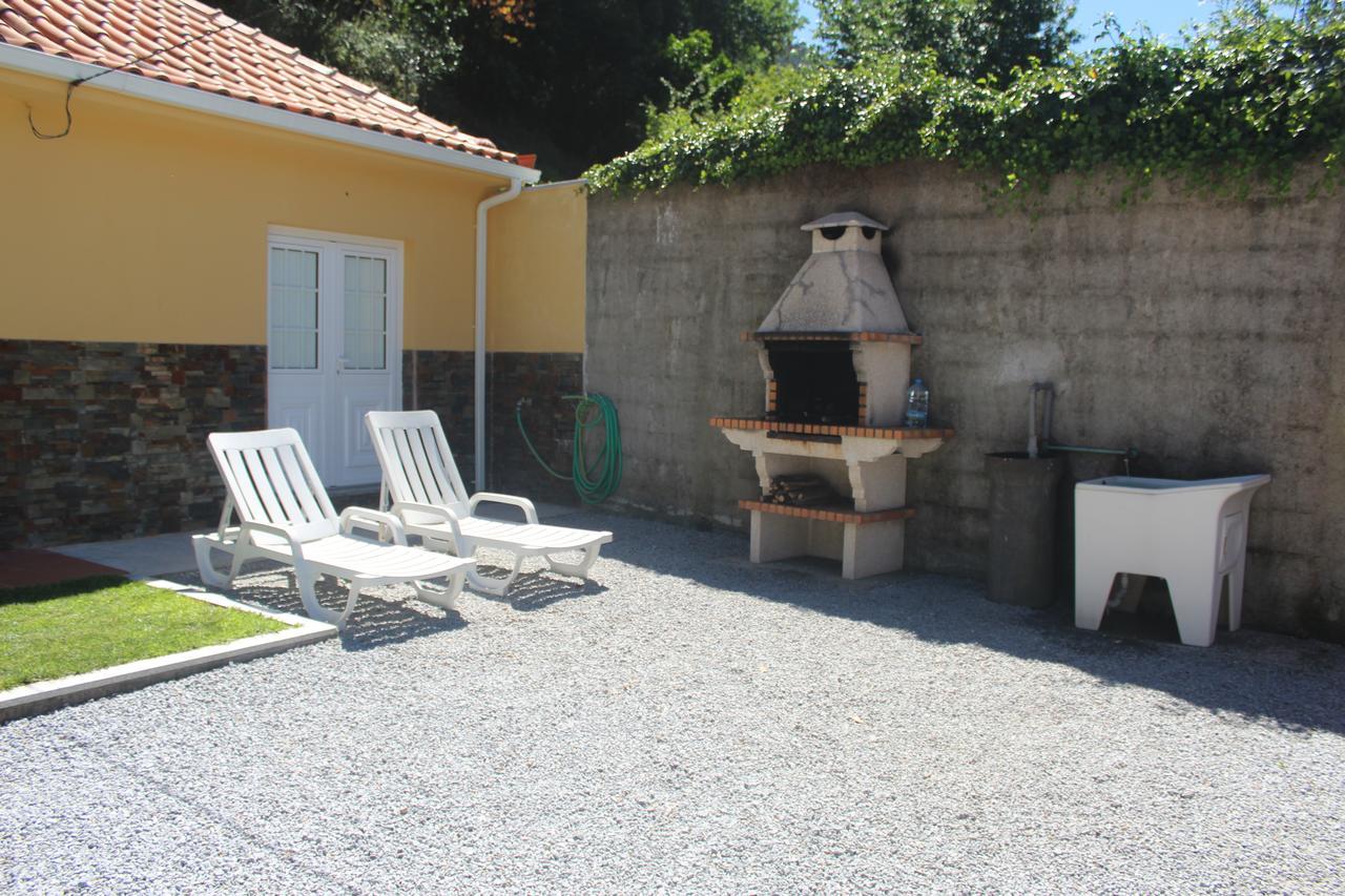 Casinha Dos Cubos Villa Geres Buitenkant foto