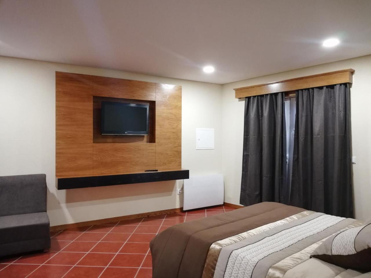 Casinha Dos Cubos Villa Geres Buitenkant foto
